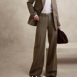 Banana Republic Lido Wide- Leg Italien Wool Pant